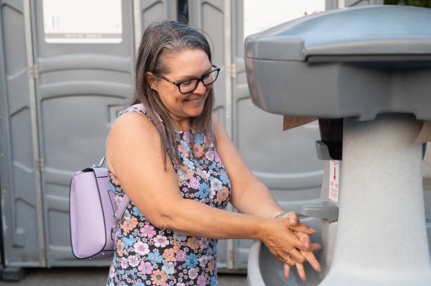 Best Affordable portable toilet rental  in Paw Paw, MI